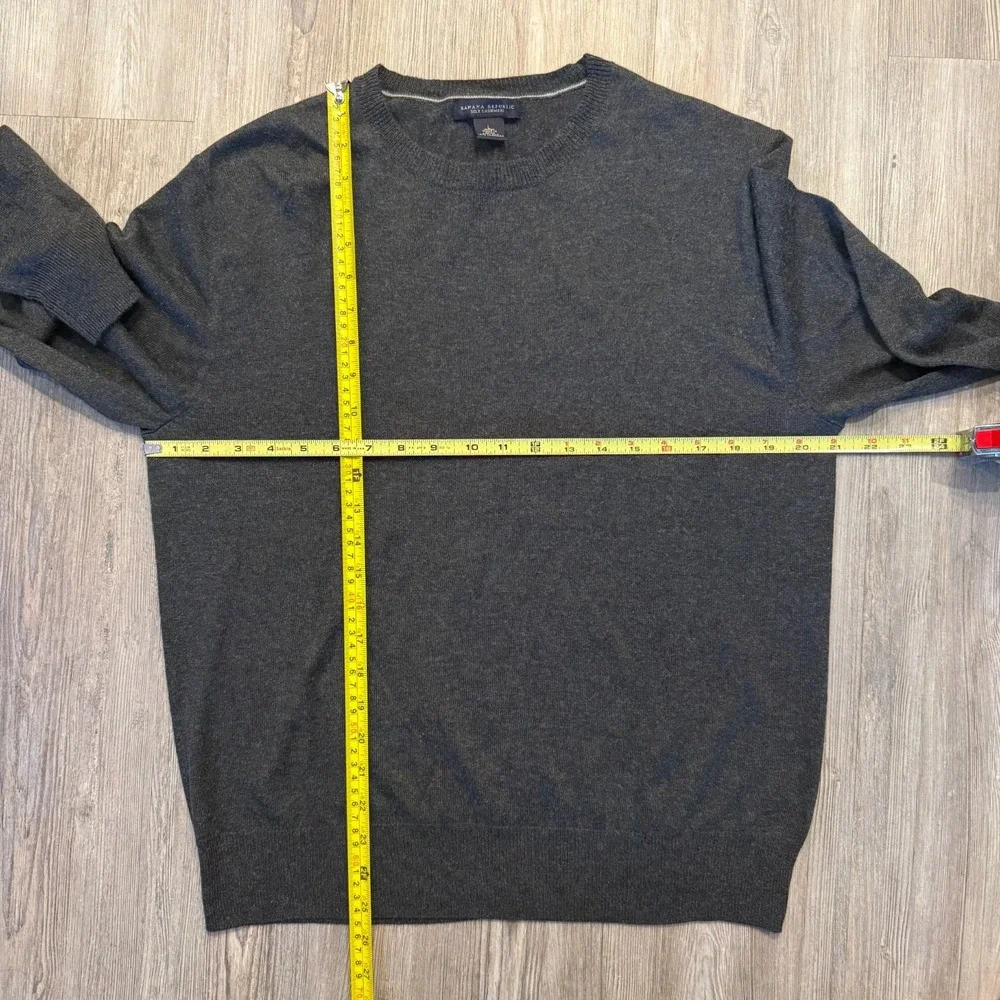 Banana Republic Mens Large Silk Cashmere Sweater Dark Gray